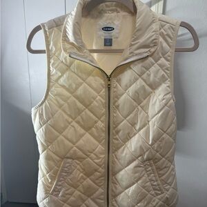 Old Navy Women's Beige Quilted Vest